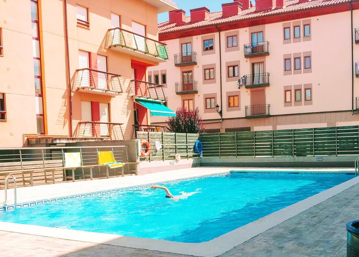 Friends&Family Appartement Ezcaray Buitenkant foto
